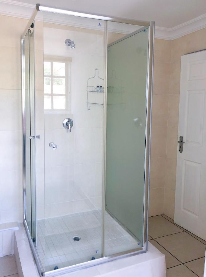 מאסרו Blue Crane Guesthouse מראה חיצוני תמונה