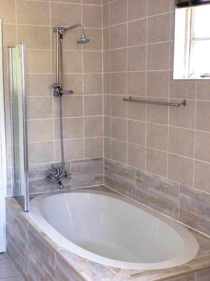 מאסרו Blue Crane Guesthouse מראה חיצוני תמונה